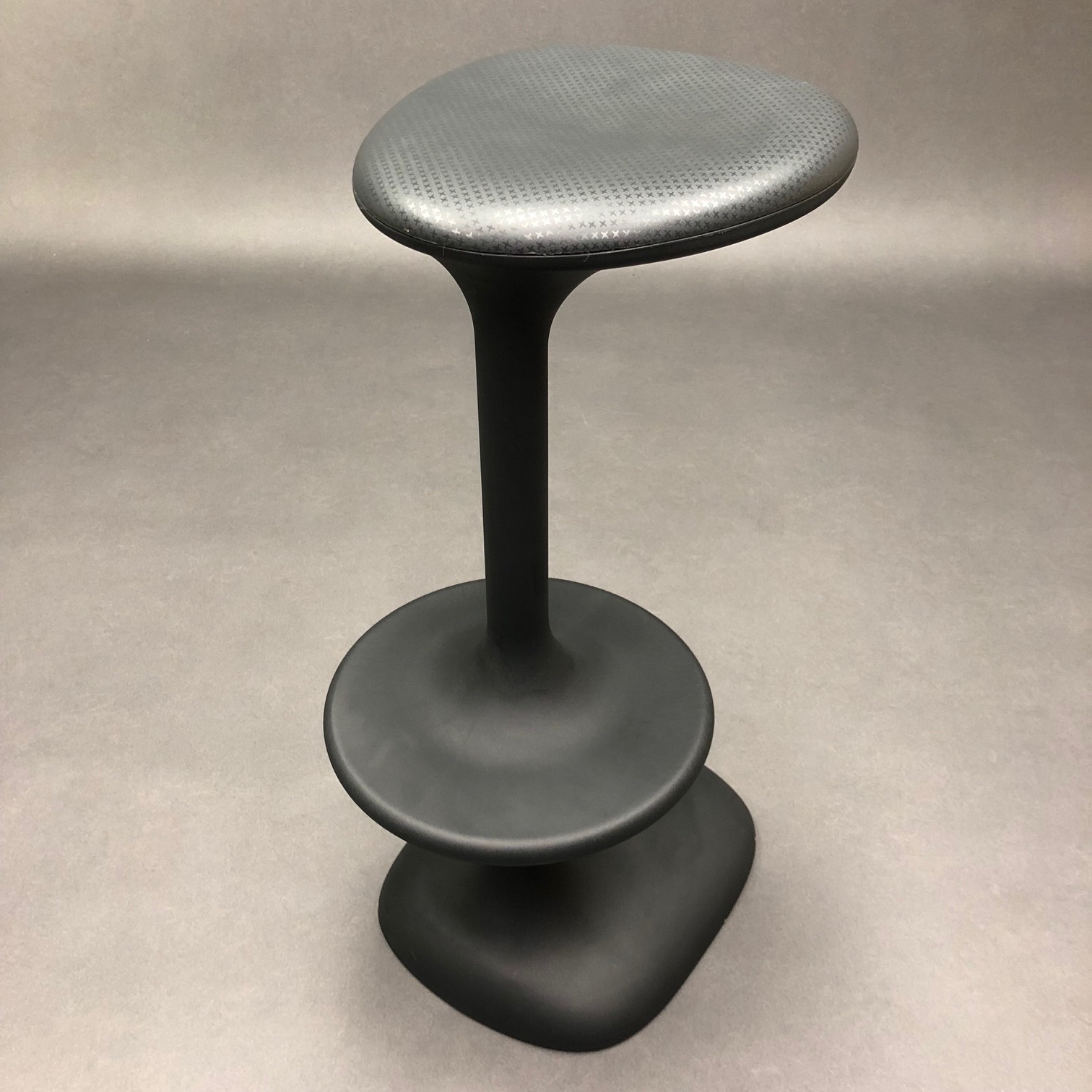 Tabouret Kant Karim Rashid pour Casamania Tabouret Kant Karim Rashid pour Casamania