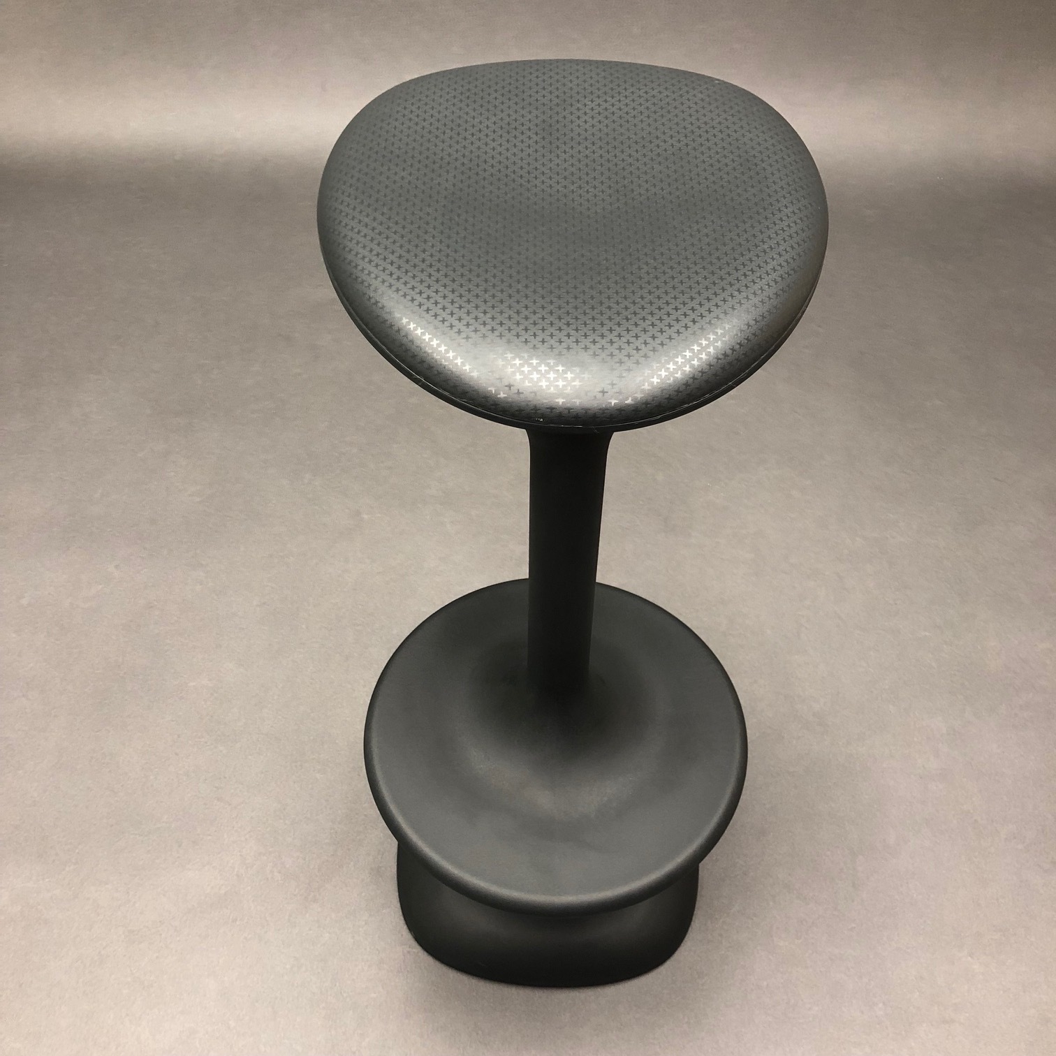 Tabouret Kant Karim Rashid pour Casamania Tabouret Kant Karim Rashid pour Casamania