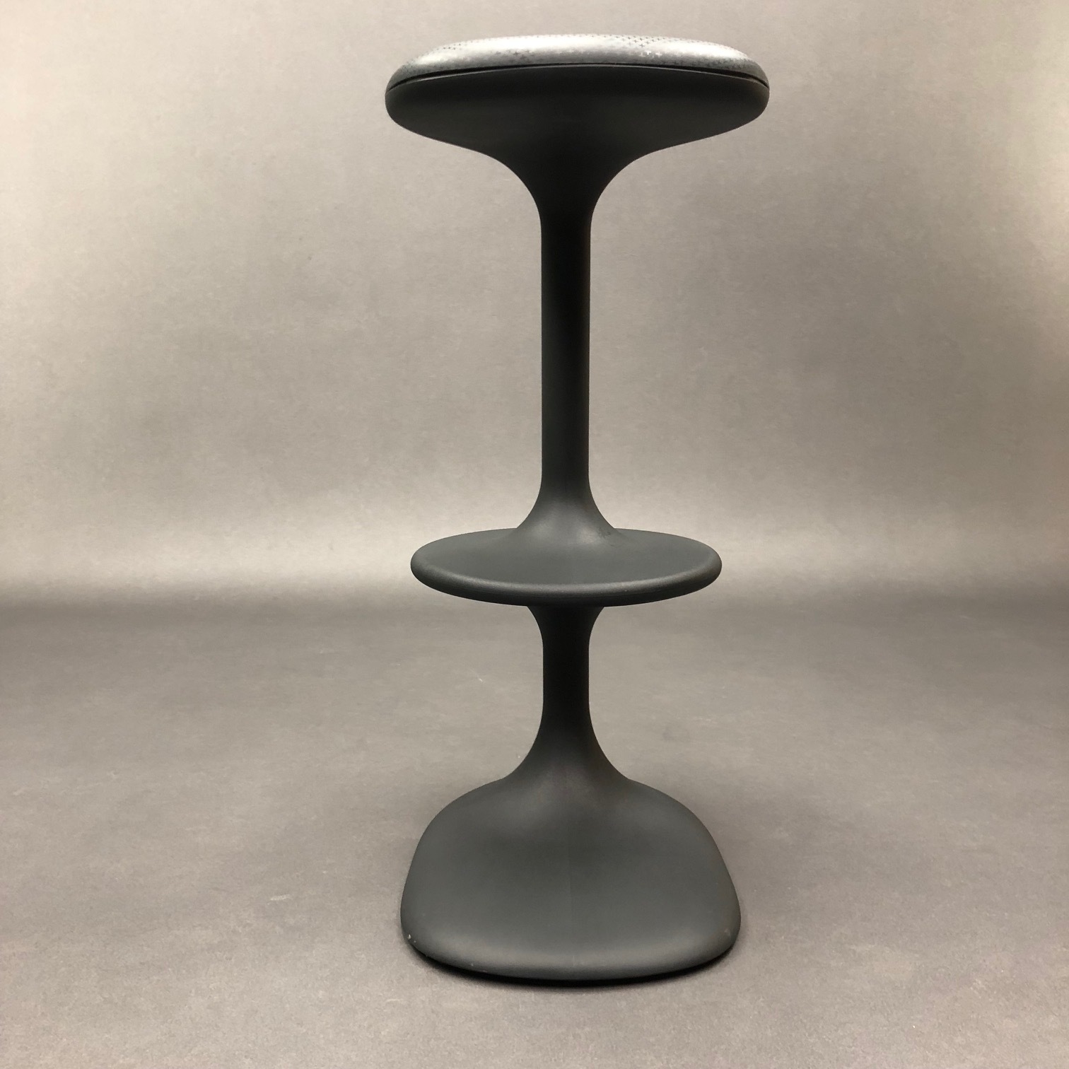Tabouret Kant Karim Rashid pour Casamania Tabouret Kant Karim Rashid pour Casamania