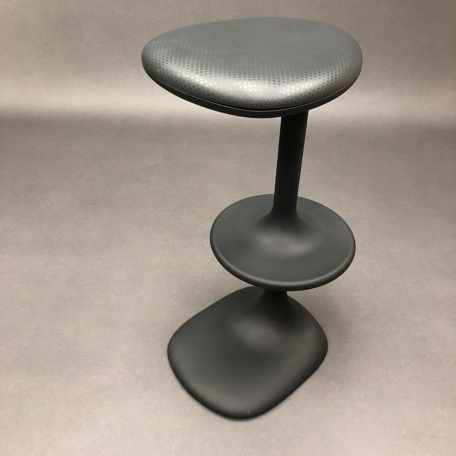 Tabouret Kant Karim Rashid pour Casamania Tabouret Kant Karim Rashid pour Casamania