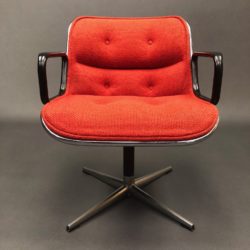 Fauteuil rouge Charles Pollock Knoll