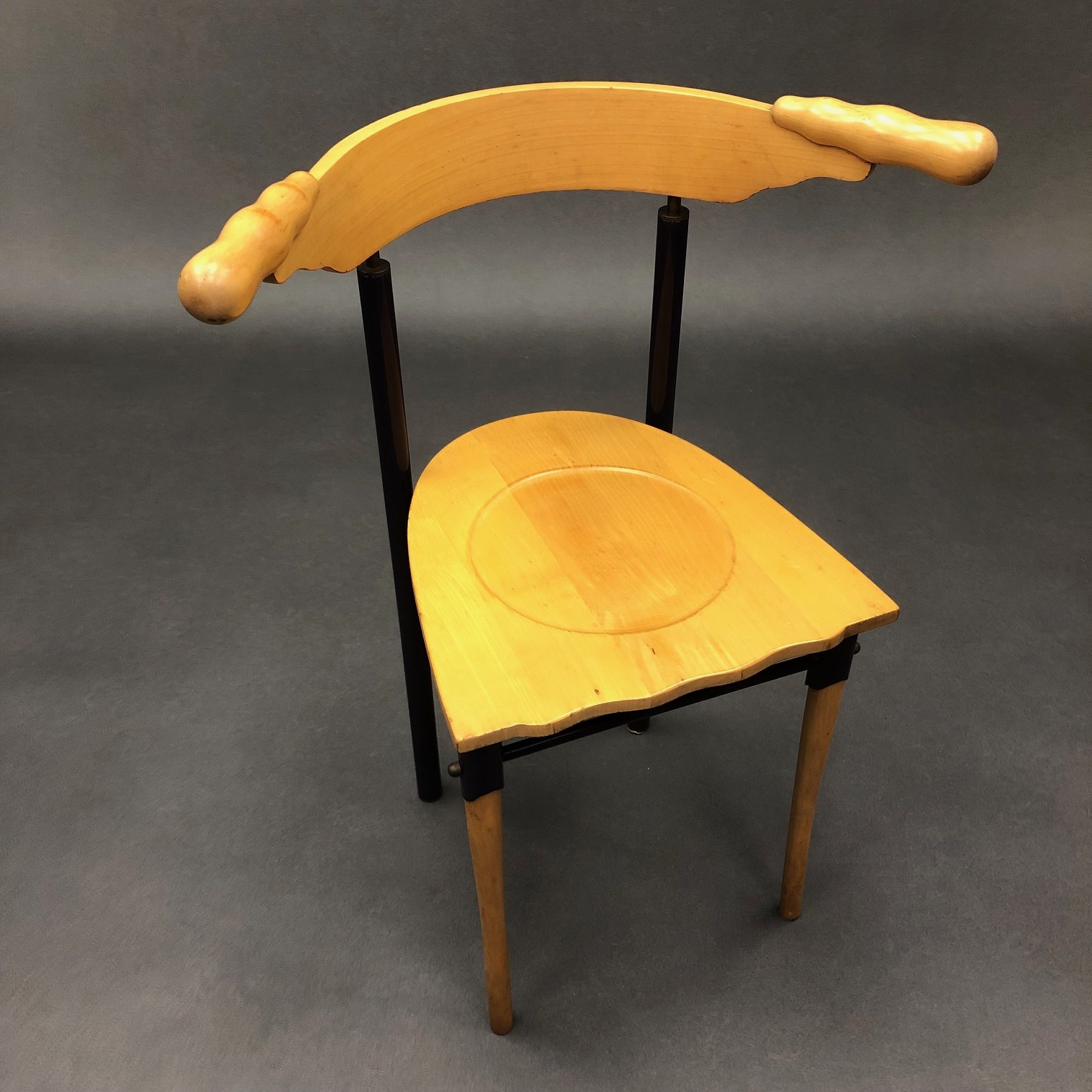 Chaise Jansky Borek Sipek pour Driade Chaise Jansky Borek Sipek pour Driade