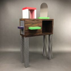 Emerald de Nathalie Du Pasquier Memphis Milano