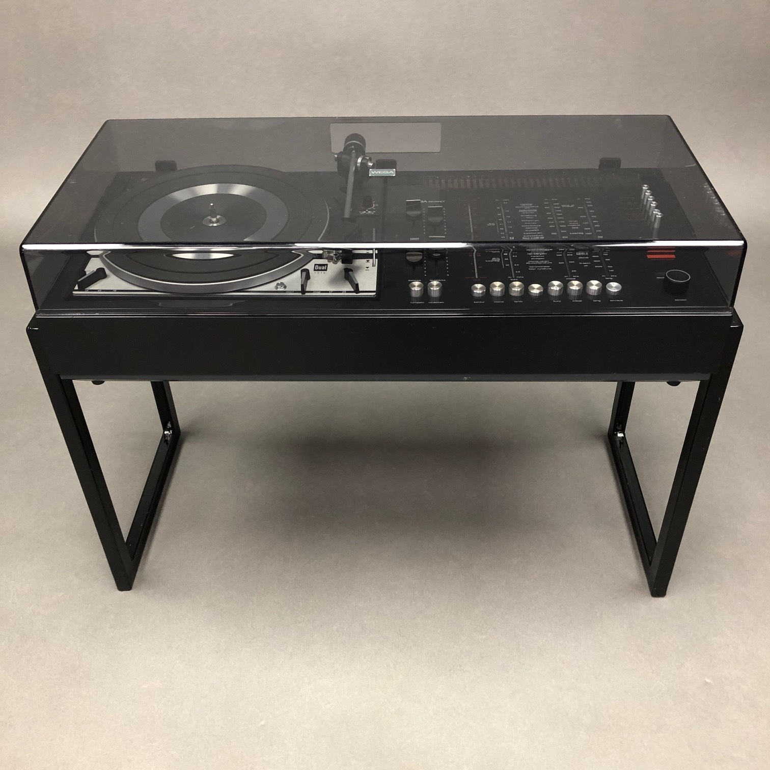 Ensemble Chaine Wega 3203 FET et une paire d’enceintes Grundig Audiorama 7000 Ensemble Chaine Wega 3203 FET et une paire d’enceintes Grundig Audiorama 7000