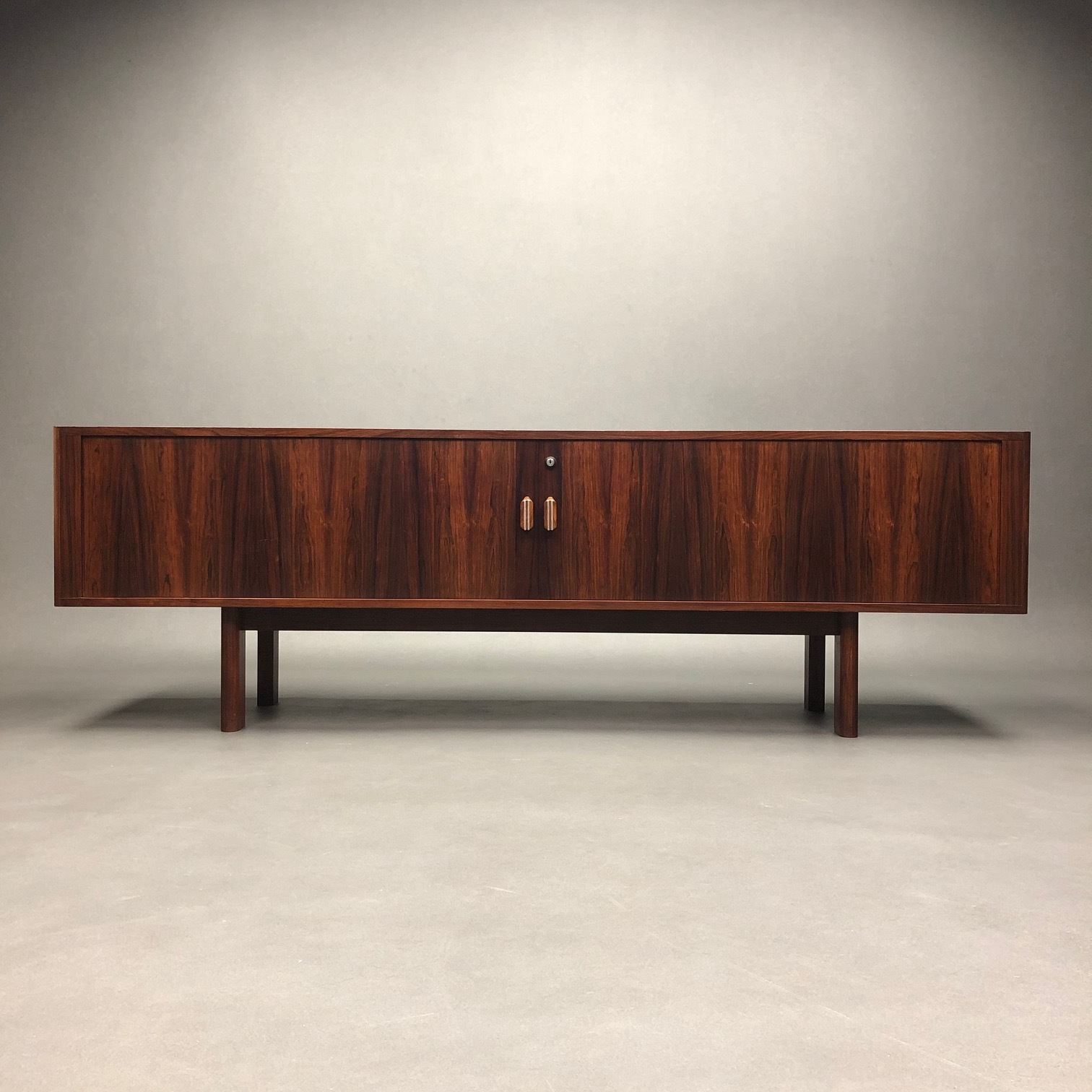 Enfilade 1960 en Palissandre Arne Vodder Sibast Enfilade 1960 en Palissandre Arne Vodder Sibast