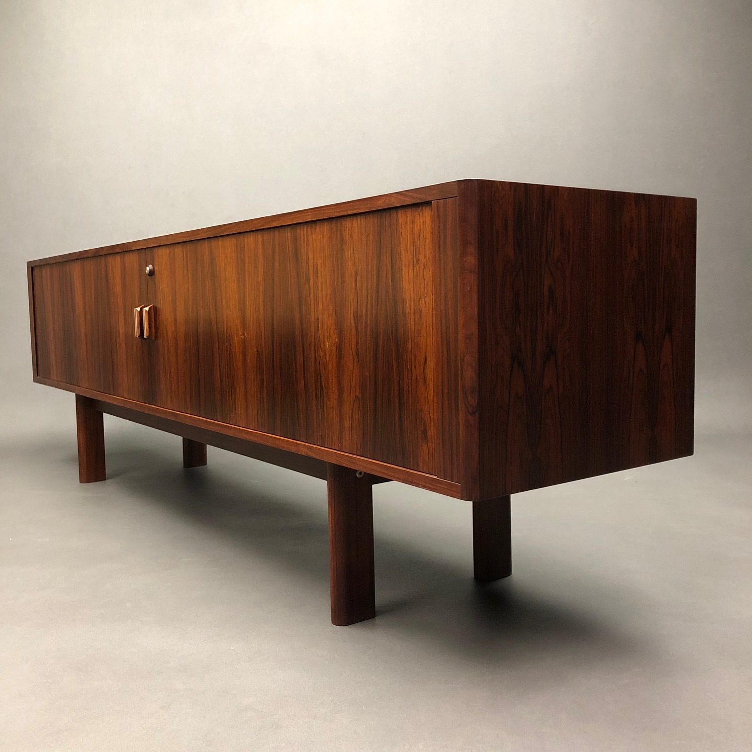 Enfilade 1960 en Palissandre Arne Vodder Sibast Enfilade 1960 en Palissandre Arne Vodder Sibast