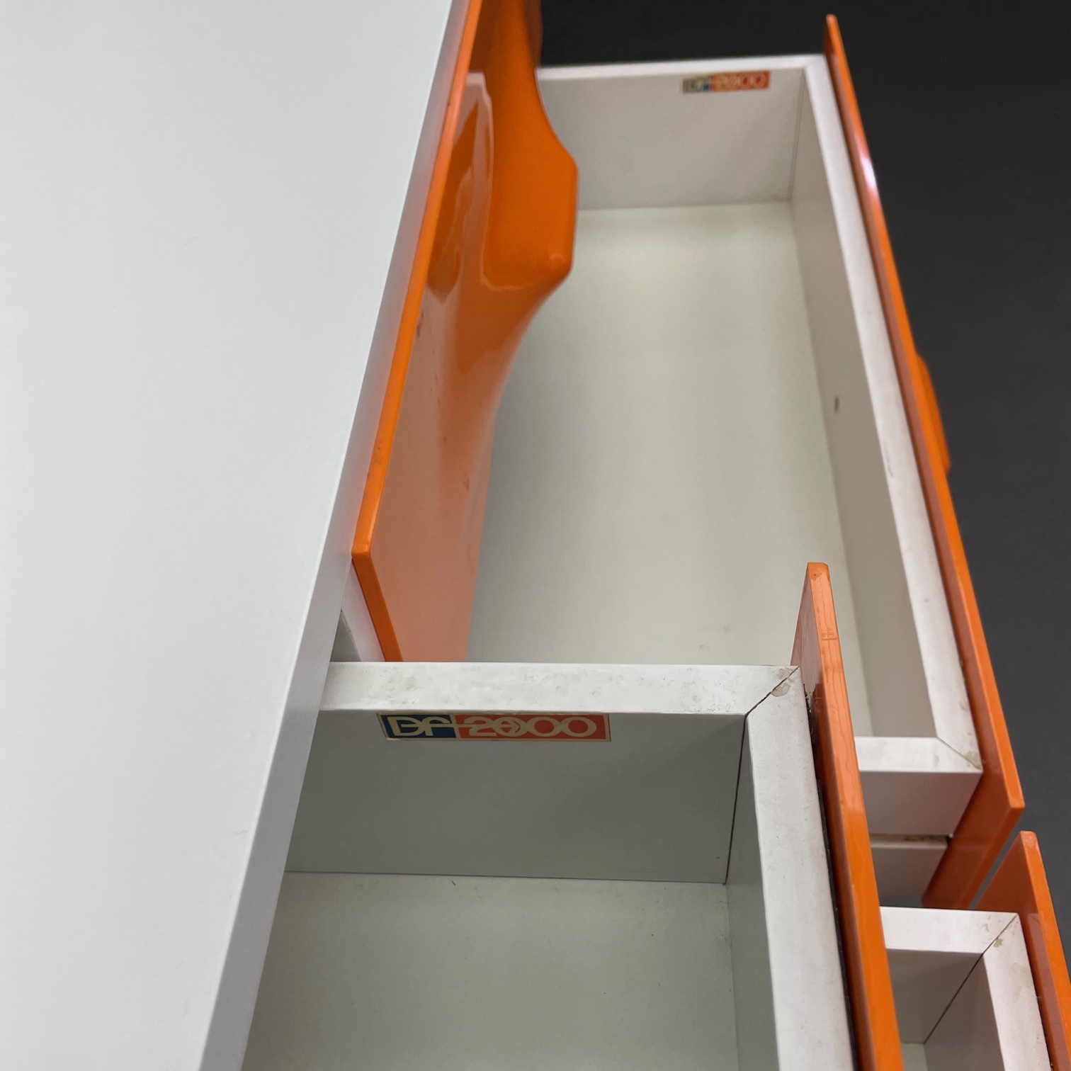 Console Raymond Loewy DF2000 Console Raymond Loewy DF2000