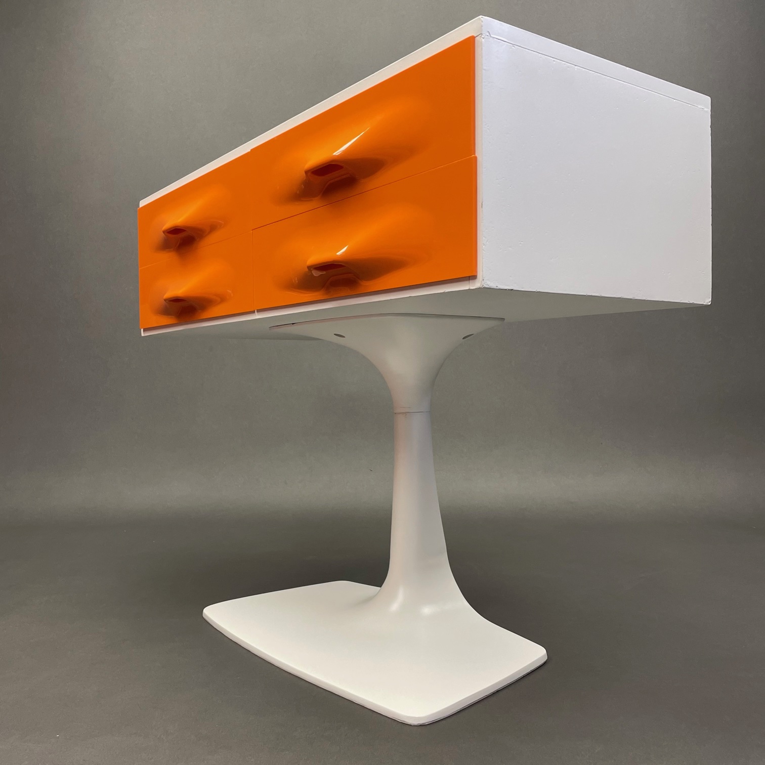 Console Raymond Loewy DF2000 Console Raymond Loewy DF2000