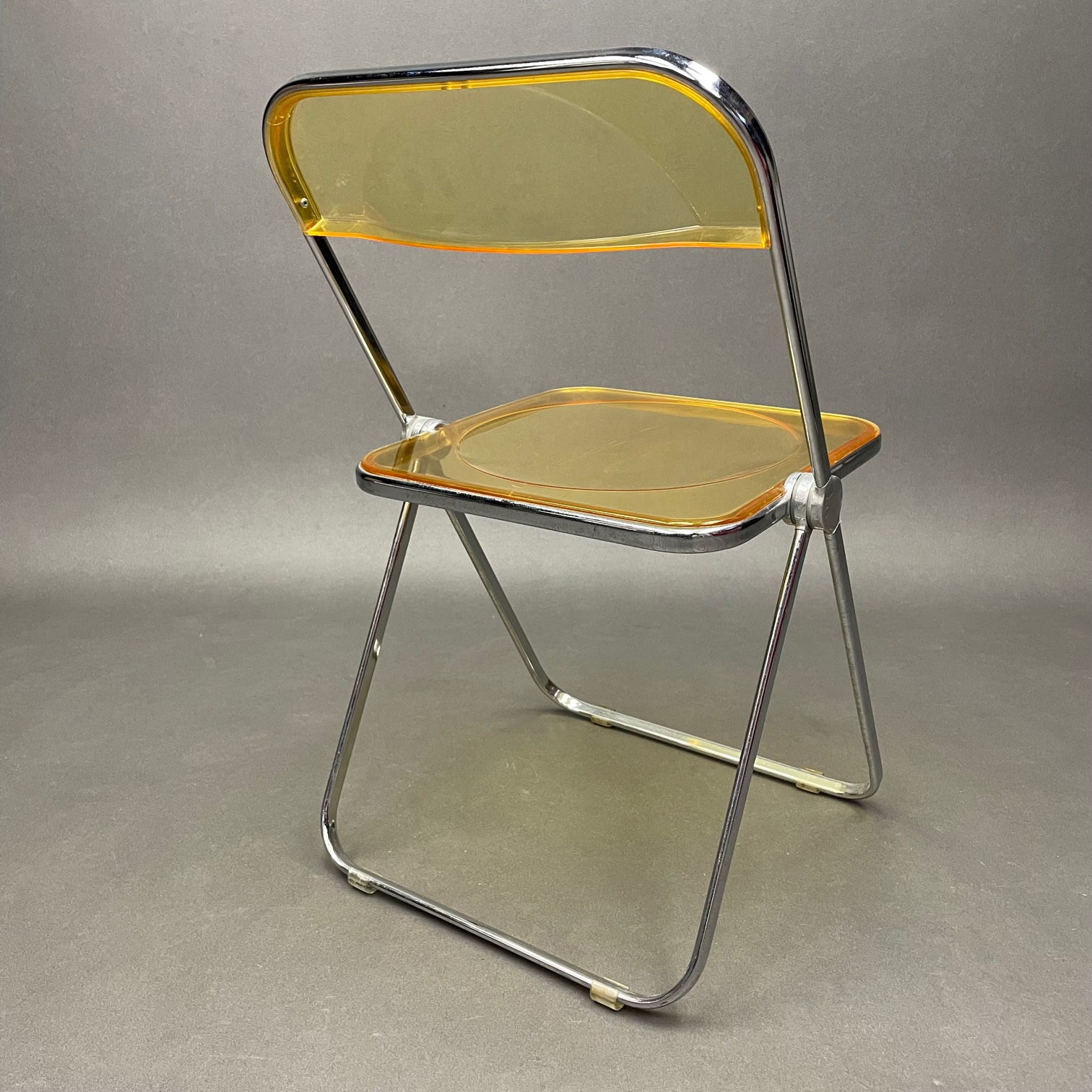 Lot de 6 Chaises Plia Jaune Giancarlo Piretti Anonima Castelli Lot de 6 Chaises Plia Jaune Giancarlo Piretti Anonima Castelli