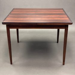 Table Møbelfabrik Danemark  en Palissandre Svend Erik Jensens