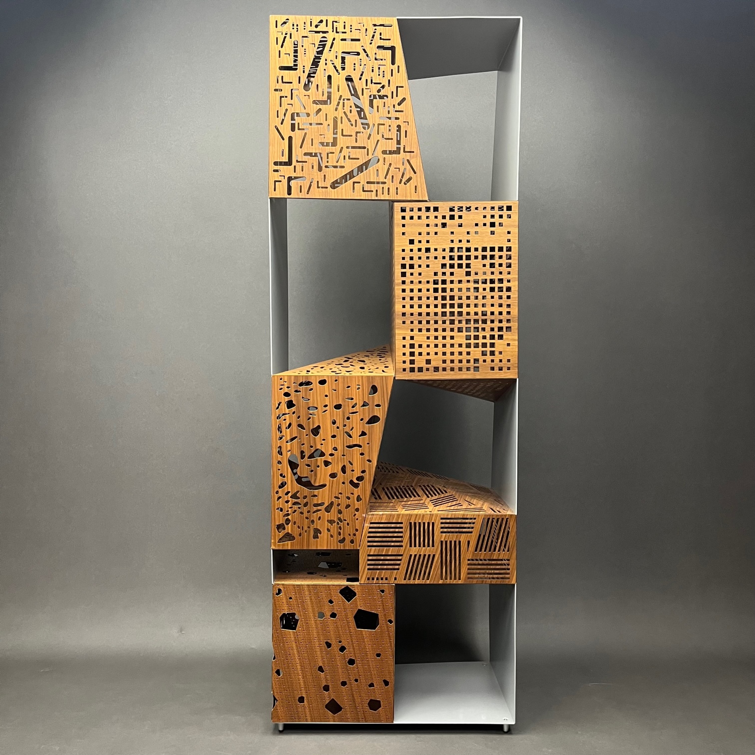 Bibliothèque/sculture Riddled Totem Steven Holl Horm Bibliothèque/sculture Riddled Totem Steven Holl Horm