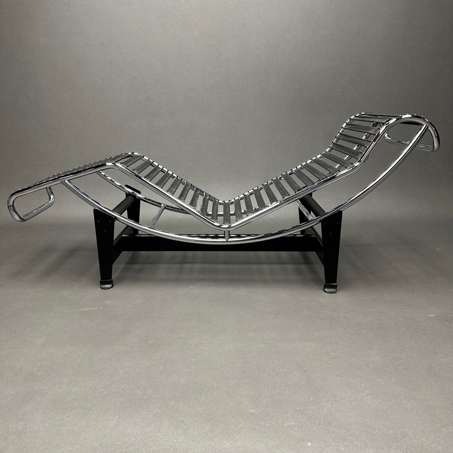 Chaise Longue LC4 Perriand Le Corbusier Jeanneret circa 1970 Chaise Longue LC4 Perriand Le Corbusier Jeanneret circa 1970