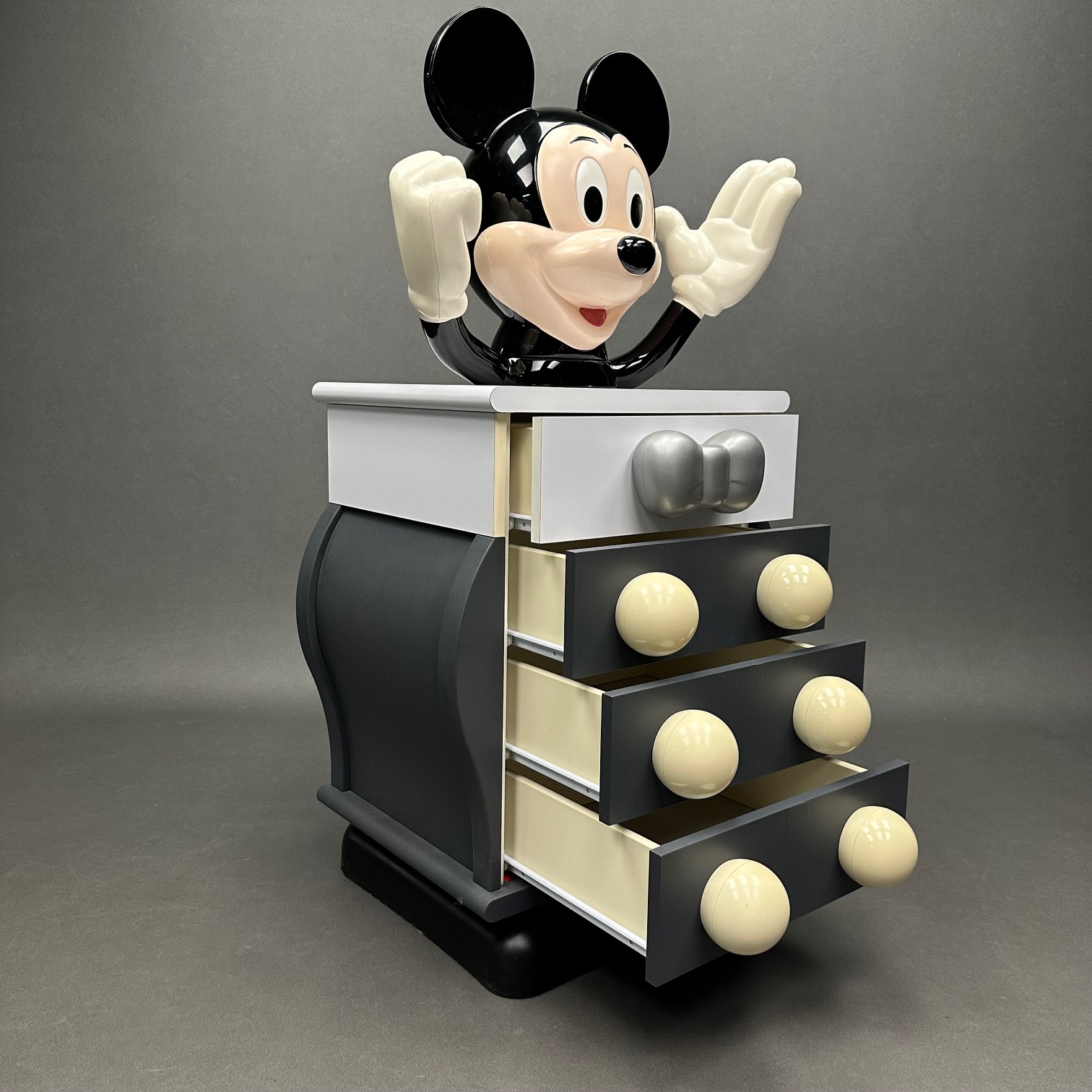 Commode Mickey Mouse 2 Dark pièce unique Starform Pierre Colleu Commode Mickey Mouse 2 Dark pièce unique Starform Pierre Colleu