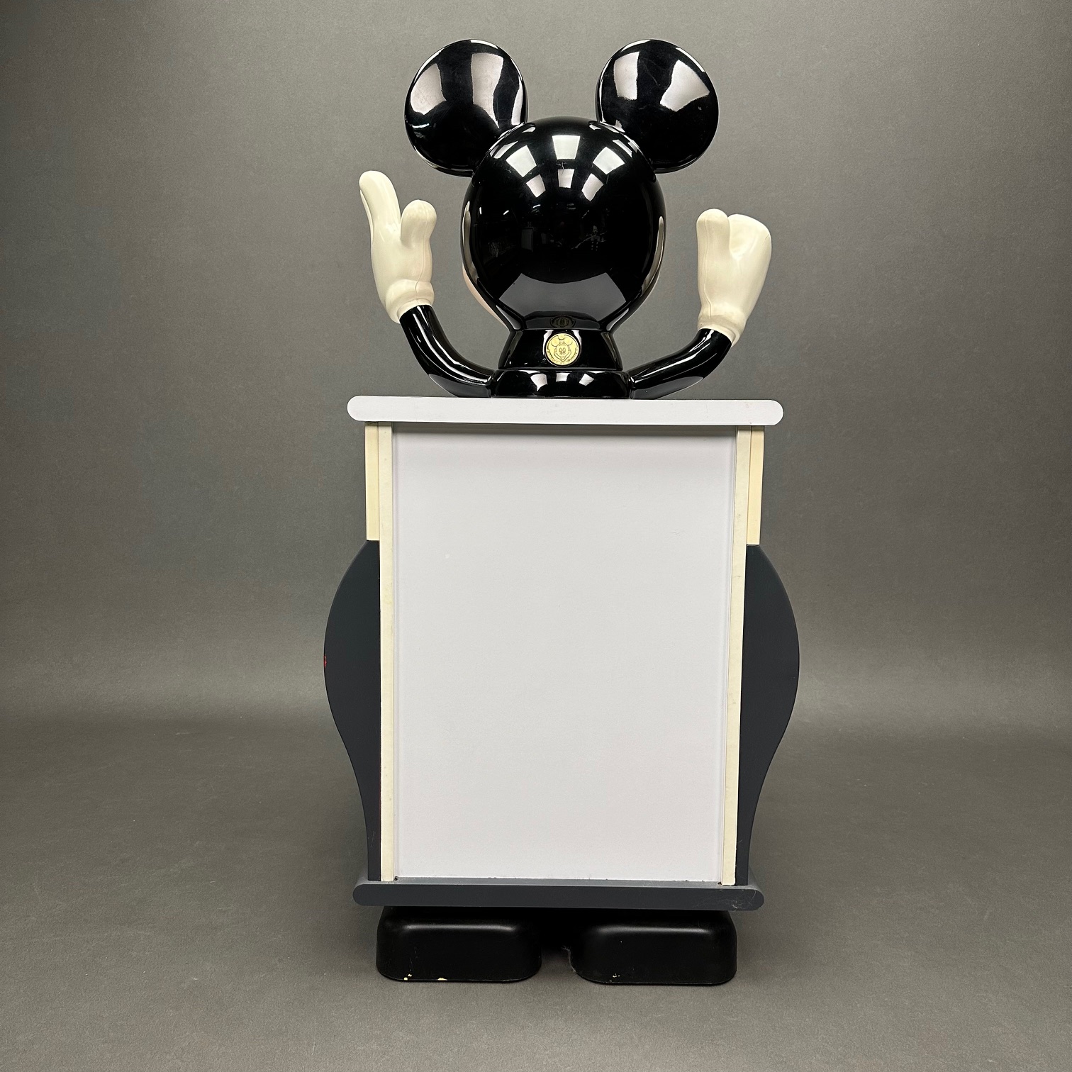 Commode Mickey Mouse 2 Dark pièce unique Starform Pierre Colleu Commode Mickey Mouse 2 Dark pièce unique Starform Pierre Colleu