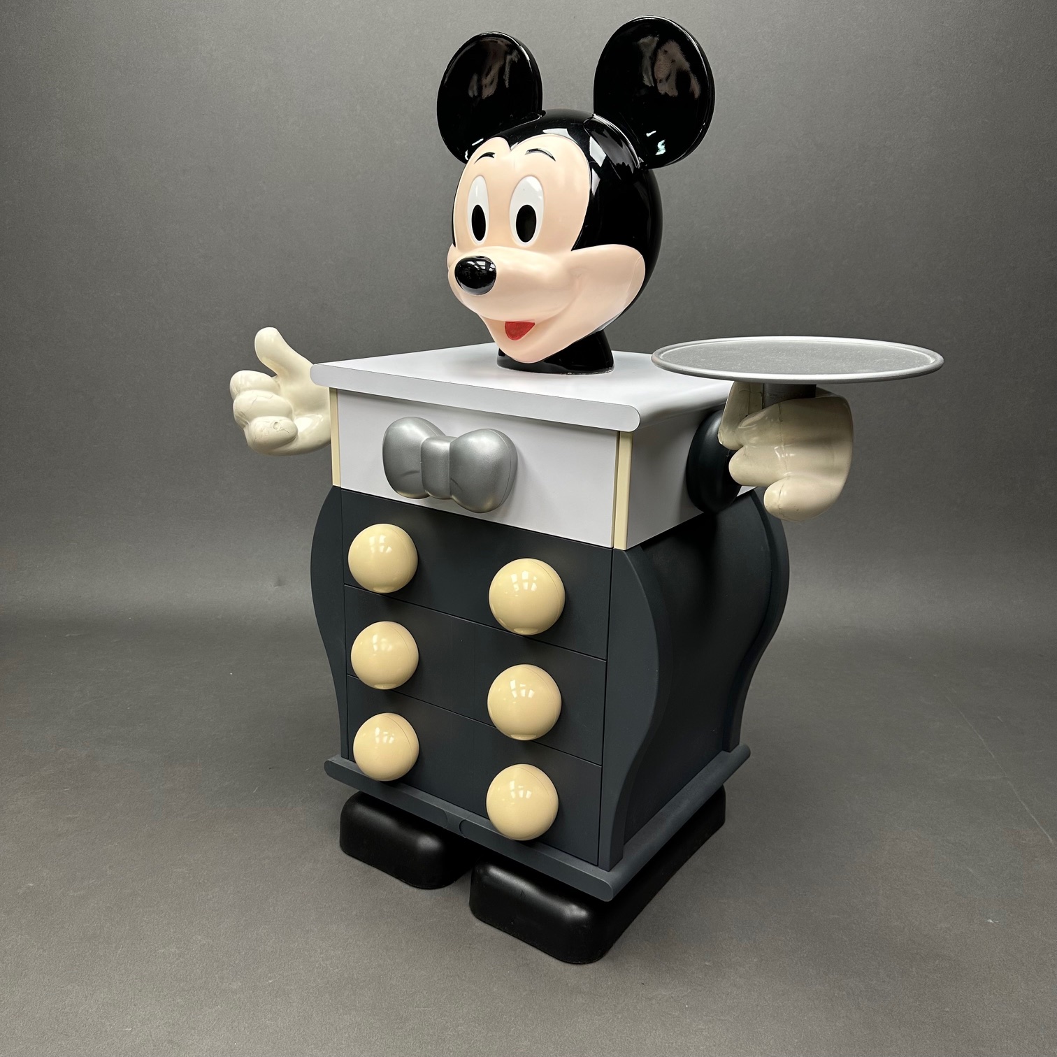 Commode Mickey Mouse Dark pièce unique Starform Pierre Colleu Commode Mickey Mouse Dark pièce unique Starform Pierre Colleu
