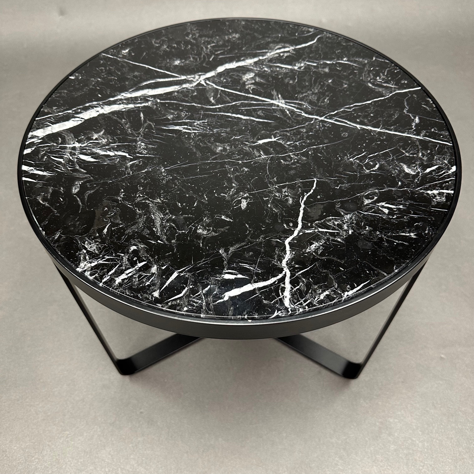 lot de 2 Tables basses Cage Gordon Guillaumier Tacchini lot de 2 Tables basses Cage Gordon Guillaumier Tacchini