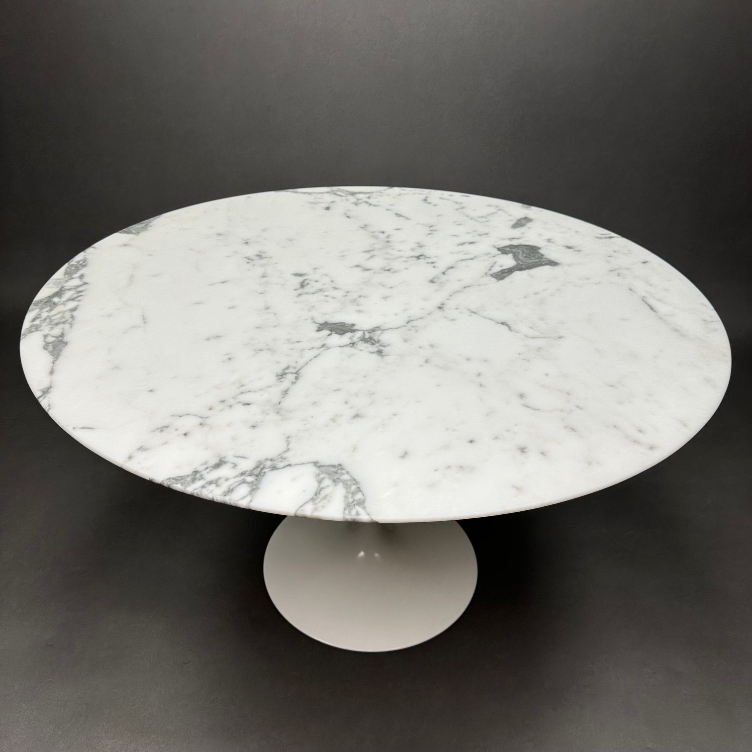 Table Tulipe Saarinen Marbre Arabescato Knoll diamètre 120 Table Tulipe Saarinen Marbre Arabescato Knoll diamètre 120