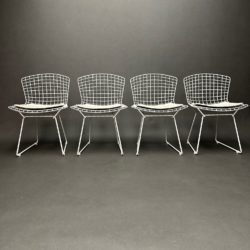 Lot de 4 Chaises Rilsan Blanc Harry Bertoia Knoll