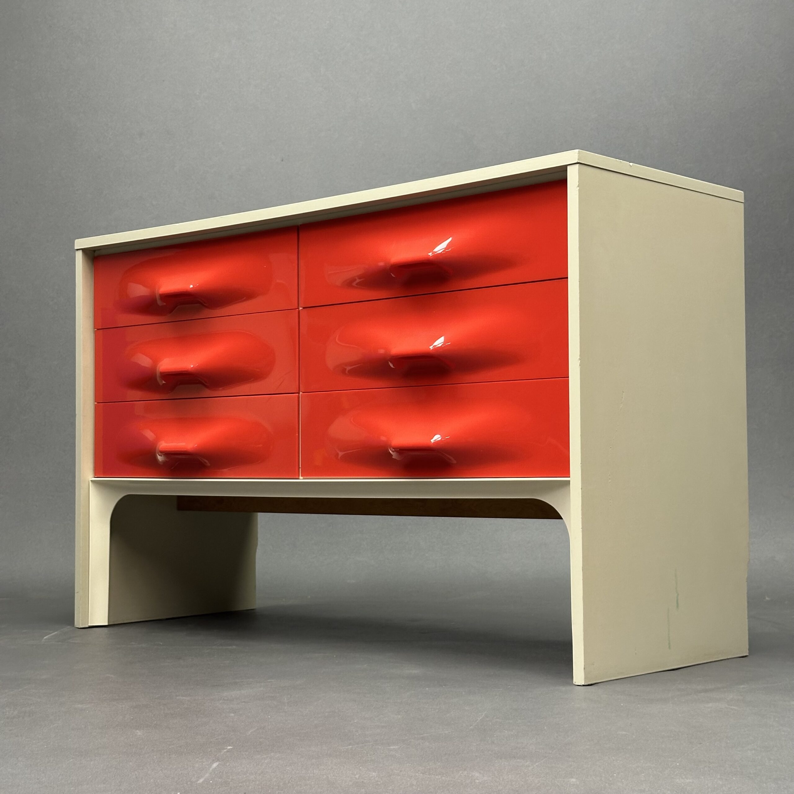 Commode Raymond Loewy DF2000 Commode Raymond Loewy DF2000