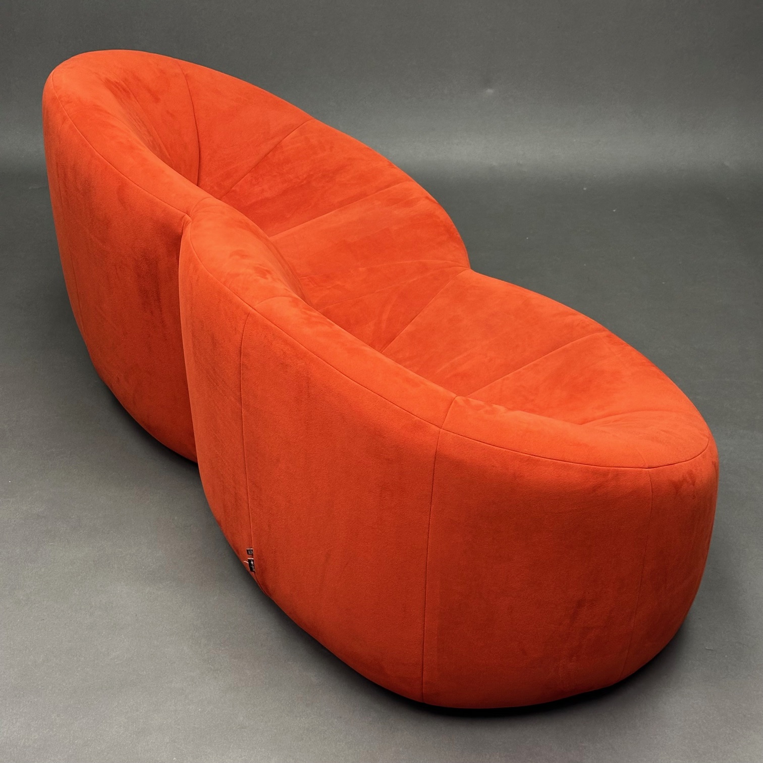 Canapé Pumpkin 2 places tissus alcantara pierre Paulin Ligne Roset