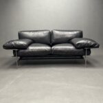 Fauteuil Maralunga Cuir Blanc Cassé Vico Magistretti Cassina